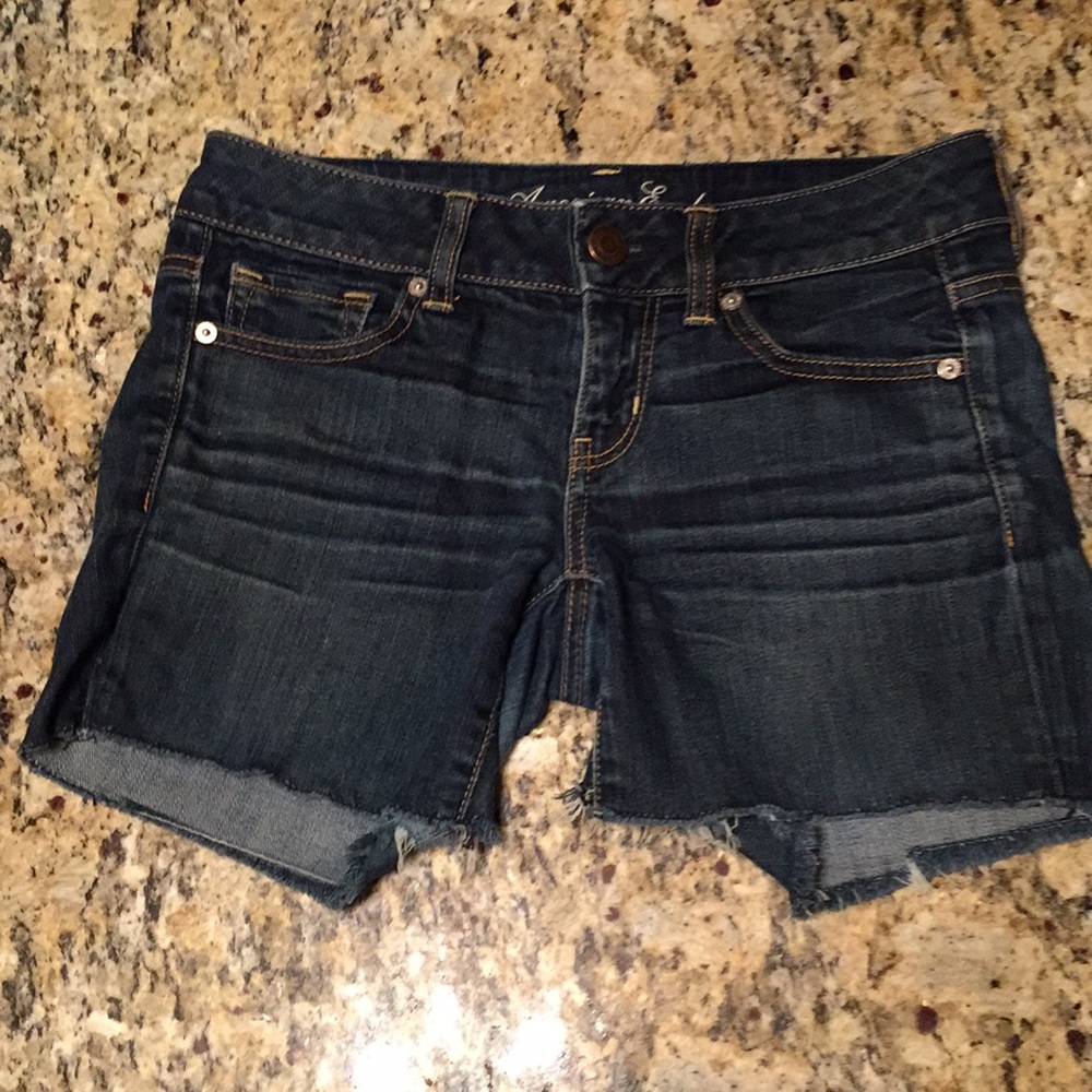 American Eagle Outfitters Size 4 Dark Jean Shorts